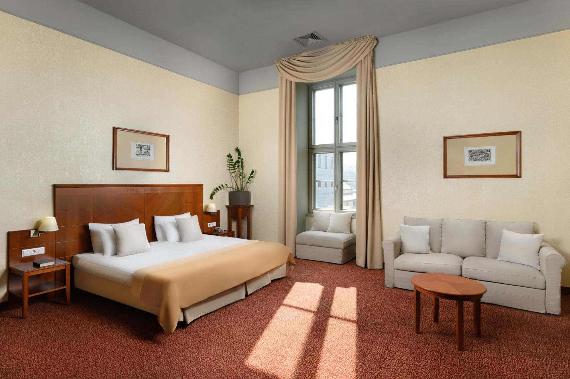 Mercure Szekesfehervar Magyar Kiraly Εξωτερικό φωτογραφία