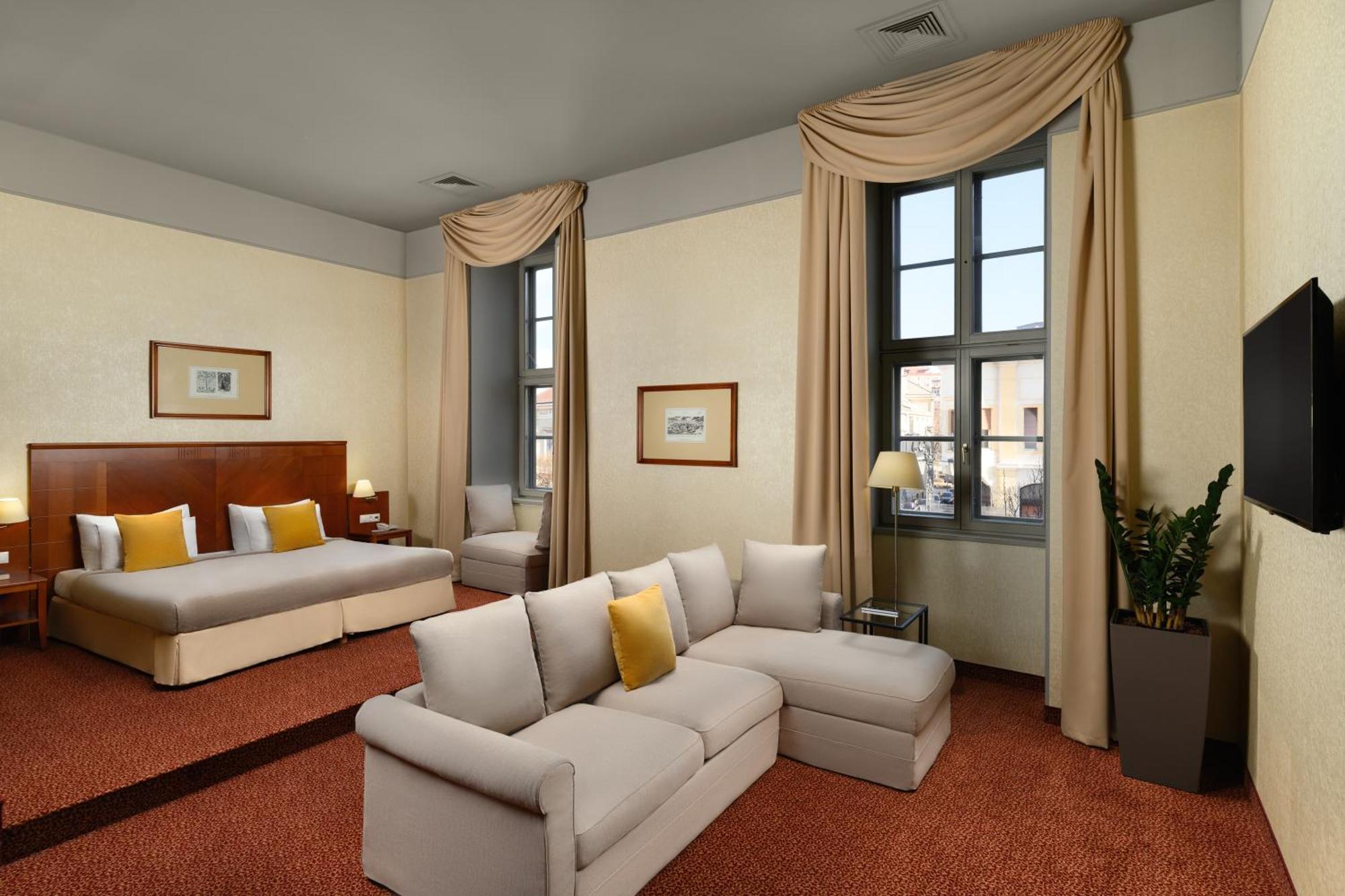 Mercure Szekesfehervar Magyar Kiraly Εξωτερικό φωτογραφία