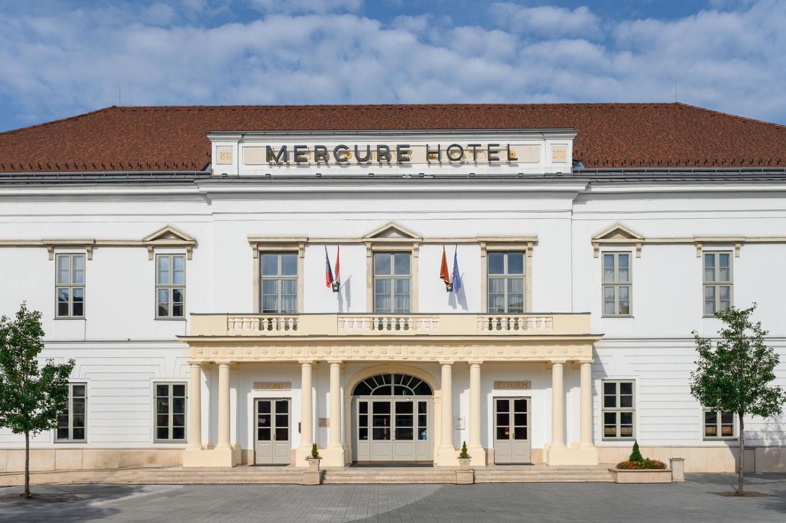 Mercure Szekesfehervar Magyar Kiraly Εξωτερικό φωτογραφία