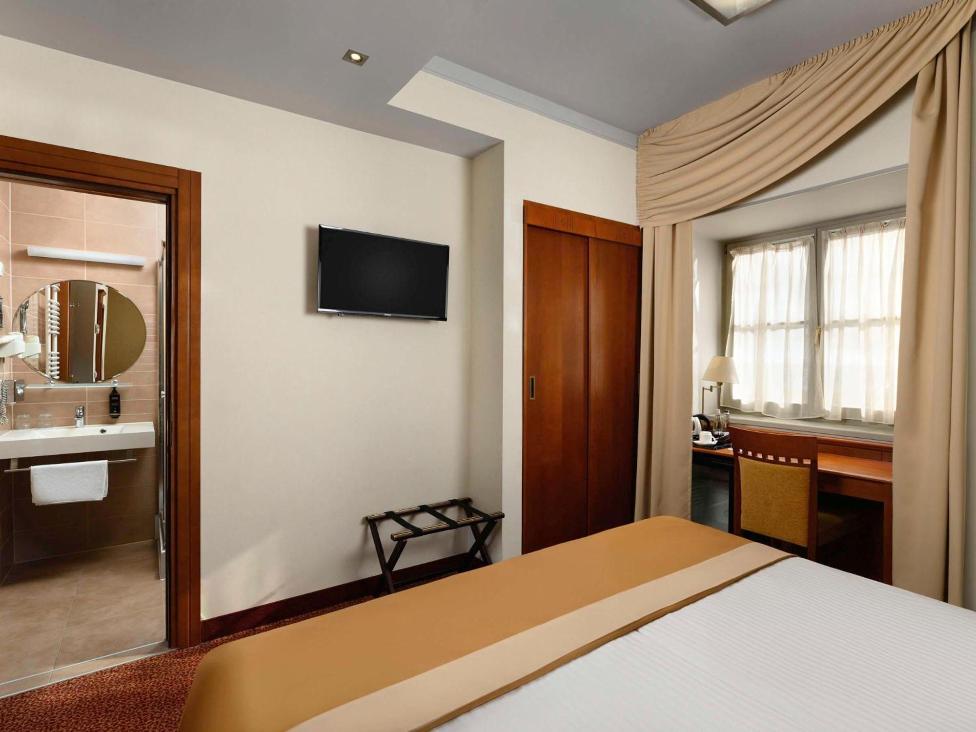Mercure Szekesfehervar Magyar Kiraly Εξωτερικό φωτογραφία