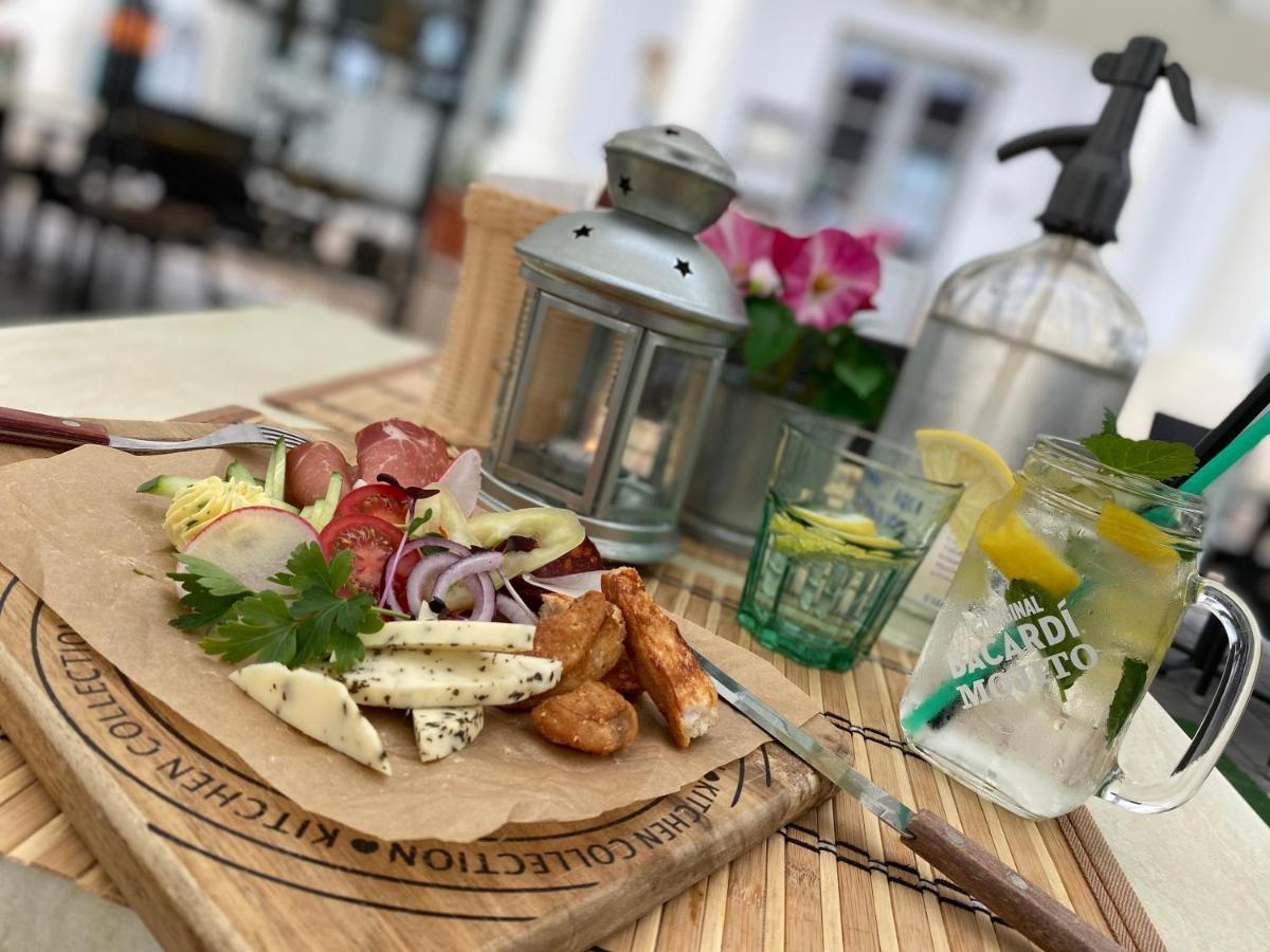 Mercure Szekesfehervar Magyar Kiraly Εξωτερικό φωτογραφία